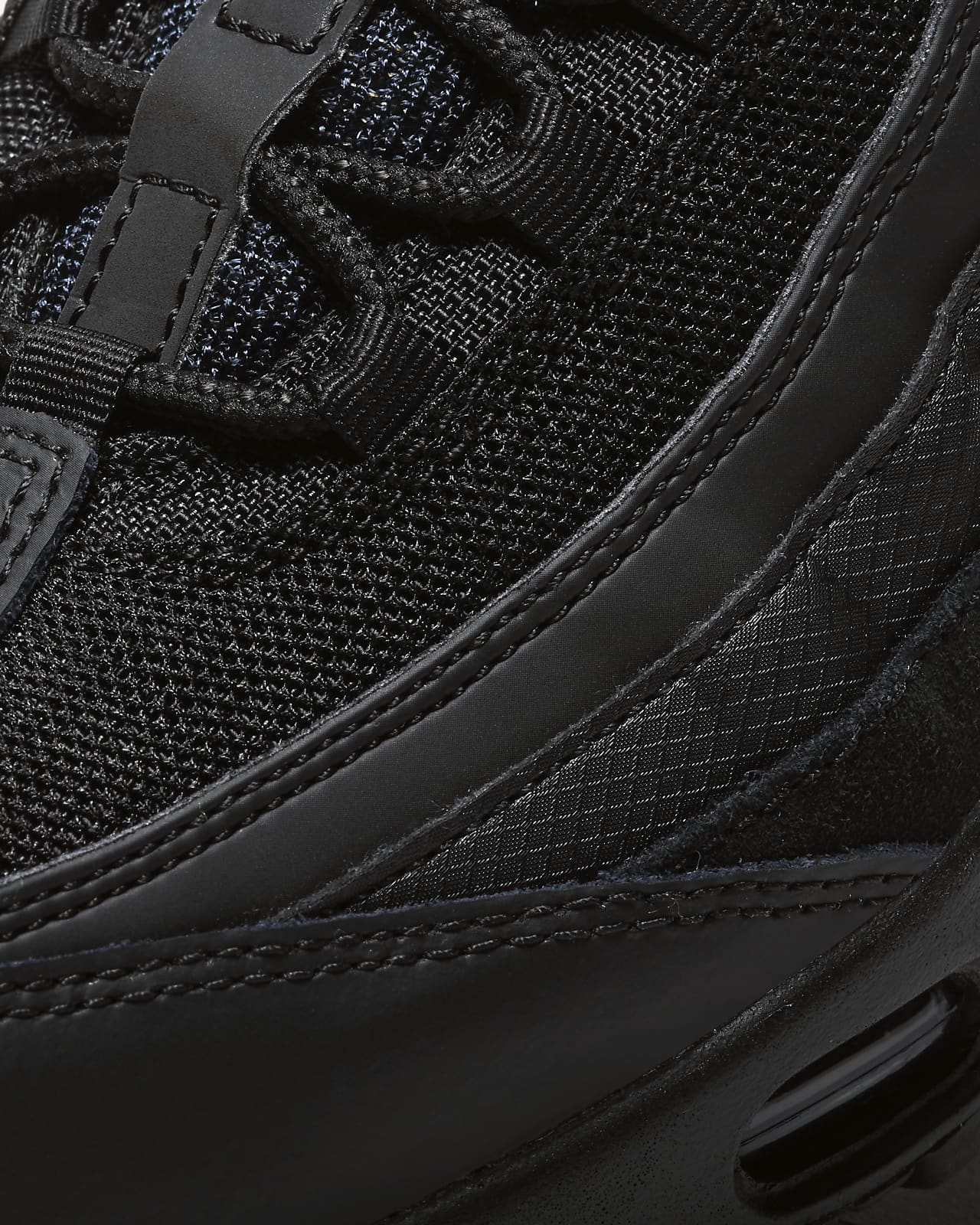 Nike Air Max 95 - ''Triple Black''